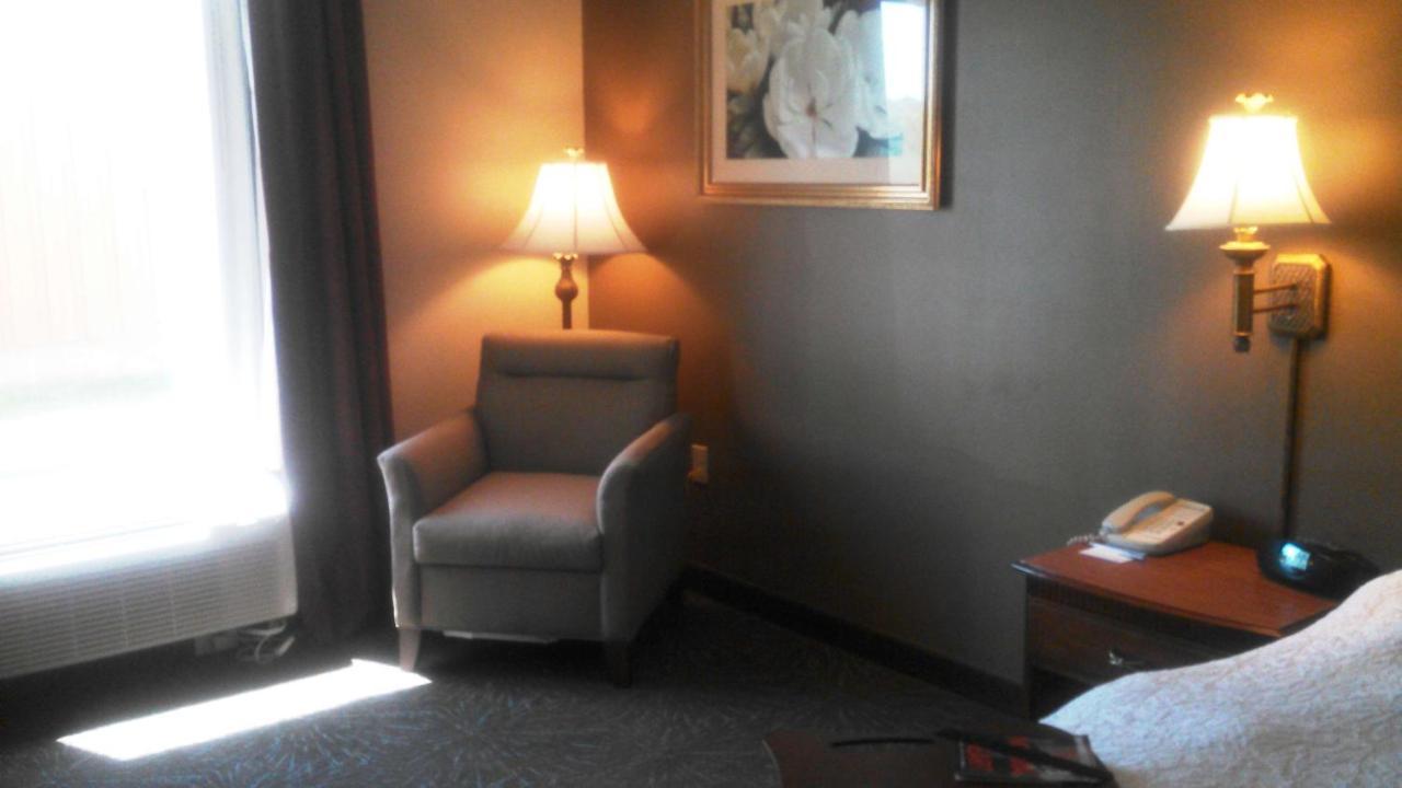 Hampton Inn Greenwood Eksteriør bilde