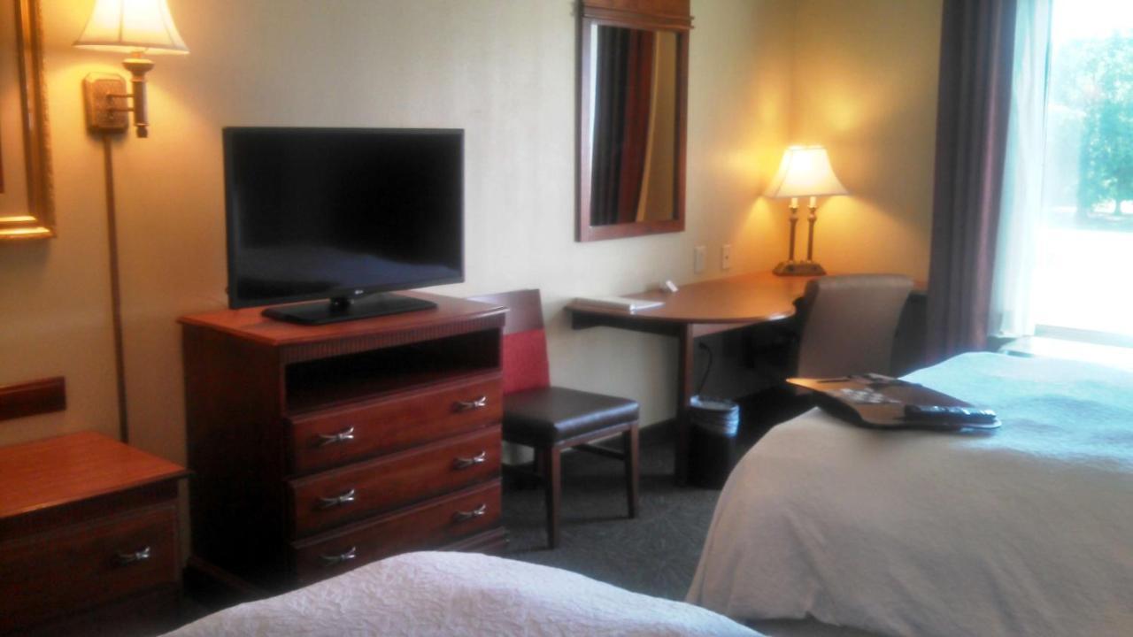 Hampton Inn Greenwood Eksteriør bilde
